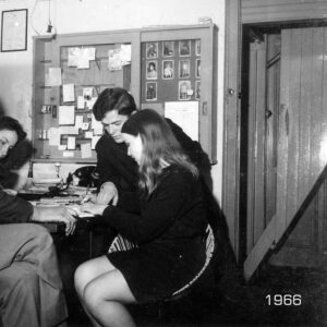 1966- o primeiro encaixe.Boas histórias são histórias reais, do primeiro ao último encaixe. Assi